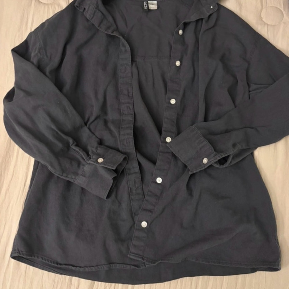 H&M Casual Button-Down Shirt